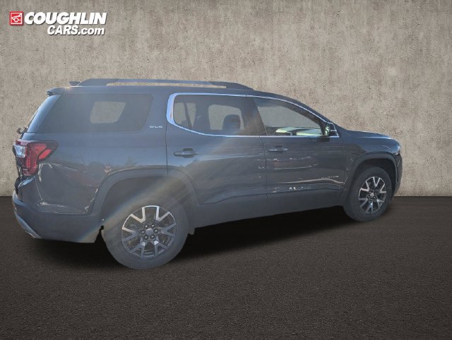 Used 2020 GMC Acadia SLE w/ Driver Convenience Package FWD image 4