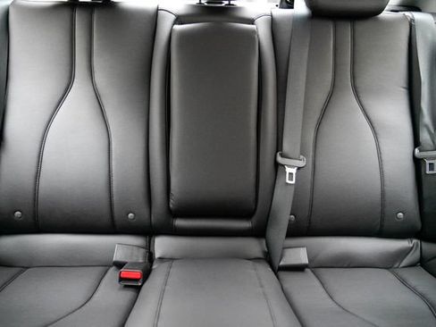 Used 2019 Acura ILX FWD image 12