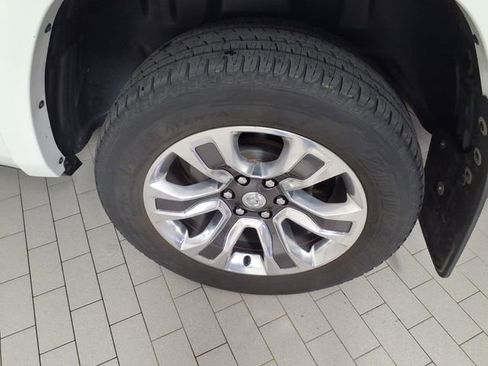 Used 2019 RAM 1500 Limited AWD/4WD image 8