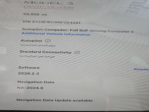Used 2022 Tesla Model 3 Performance image 3