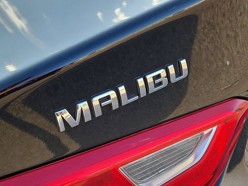 Used 2022 Chevrolet Malibu LS w/ Driver Confidence Package II FWD image 11