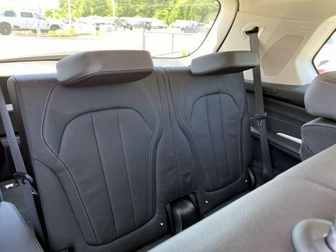 Used 2021 BMW X7 xDrive40i w/ Executive Package AWD/4WD image 26