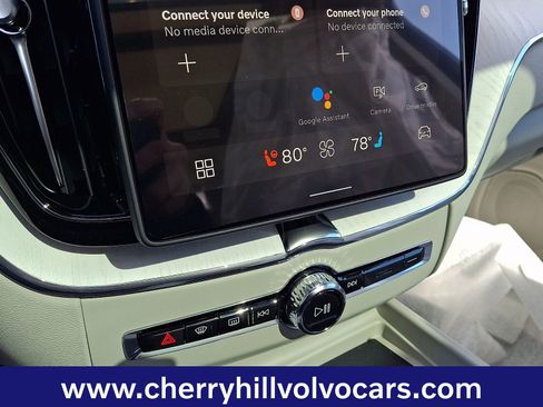New 2026 Volvo XC60 T8 Ultra w/ Protection Package Premier image 13