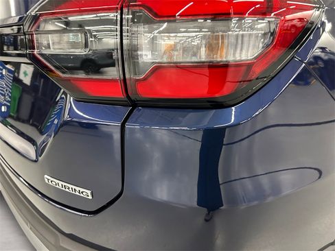 New 2025 Honda Pilot Touring image 15