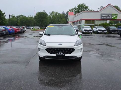 Used 2020 Ford Escape SEL AWD/4WD image 3