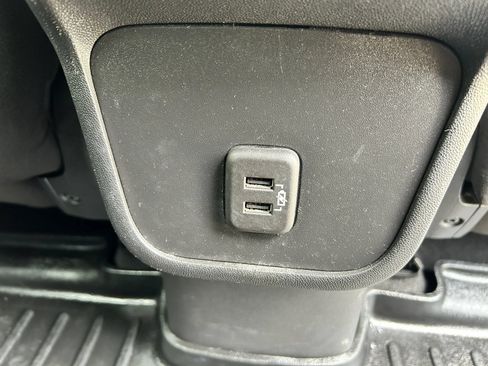 Used 2021 Chevrolet Equinox LT FWD image 27