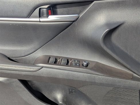 Used 2024 Toyota Camry XSE image 17