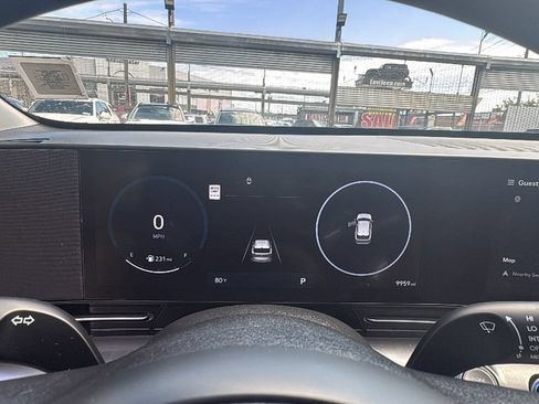 Used 2024 Hyundai Kona Limited AWD/4WD image 15