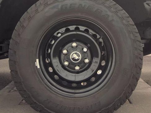 Used 2023 Ford Bronco Black Diamond AWD/4WD image 10