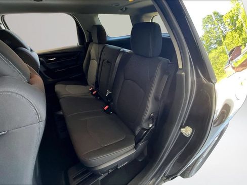 Used 2016 GMC Acadia SLE AWD/4WD image 22