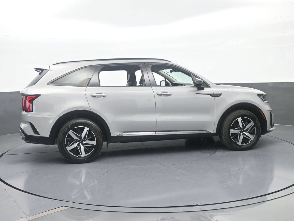 Used 2023 Kia Sorento EX FWD image 7