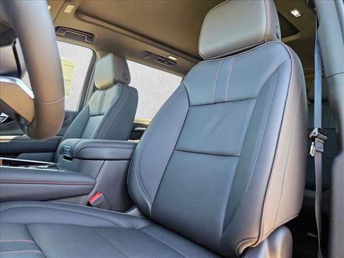 New 2026 Chevrolet Suburban RST w/ Comfort Package image 4