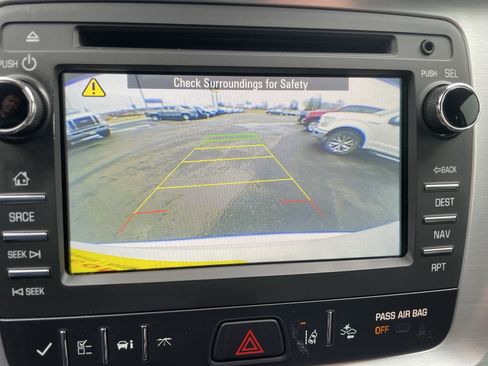 Used 2017 GMC Acadia Limited SLT image 20