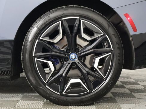 Used 2023 BMW iX M60 w/ Executive Package image 15