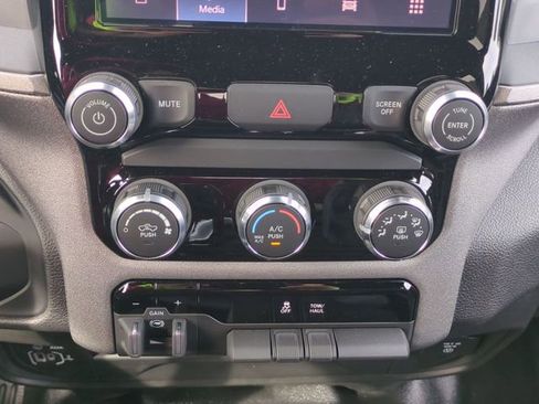 New 2025 RAM 2500 Tradesman w/ Chrome Appearance Group AWD/4WD image 17