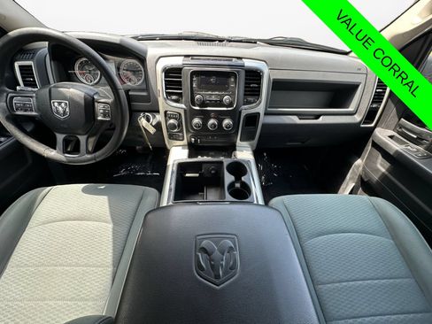 Used 2016 RAM 1500 Express AWD/4WD image 10