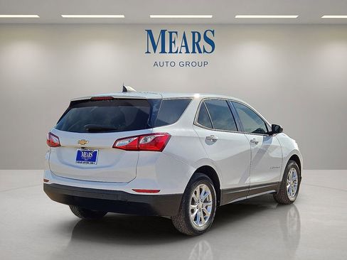 Used 2019 Chevrolet Equinox LS w/ LS Convenience Package image 5