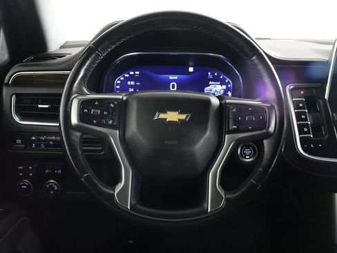 Used 2023 Chevrolet Suburban Premier AWD/4WD image 42