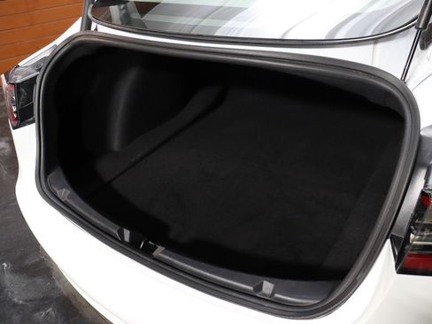 Used 2023 Tesla Model 3 Standard Range image 51