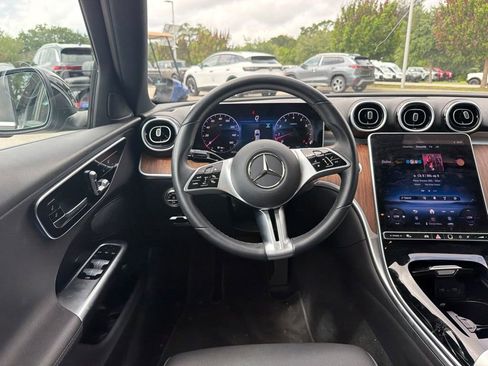 Used 2025 Mercedes-Benz C 300 Sedan image 11