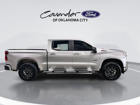 Used 2019 Chevrolet Silverado 1500 LT w/ Texas Edition AWD/4WD image 9