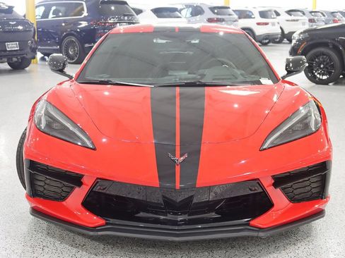 Used 2022 Chevrolet Corvette Stingray Preferred Cpe w/ Z51 Performance Package RWD image 8