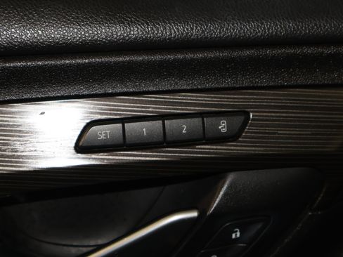 Used 2021 GMC Terrain SLT image 36