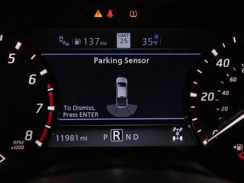 Used 2024 Nissan Titan PRO-4X w/ Off Road Protection Package image 34