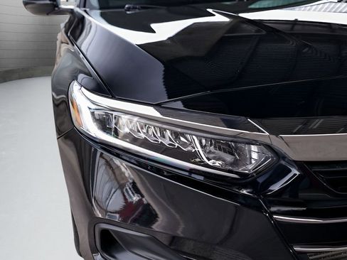 Used 2022 Honda Accord LX image 12