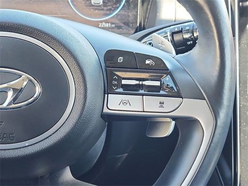 Certified 2022 Hyundai Tucson Limited w/ Winter Package image 15