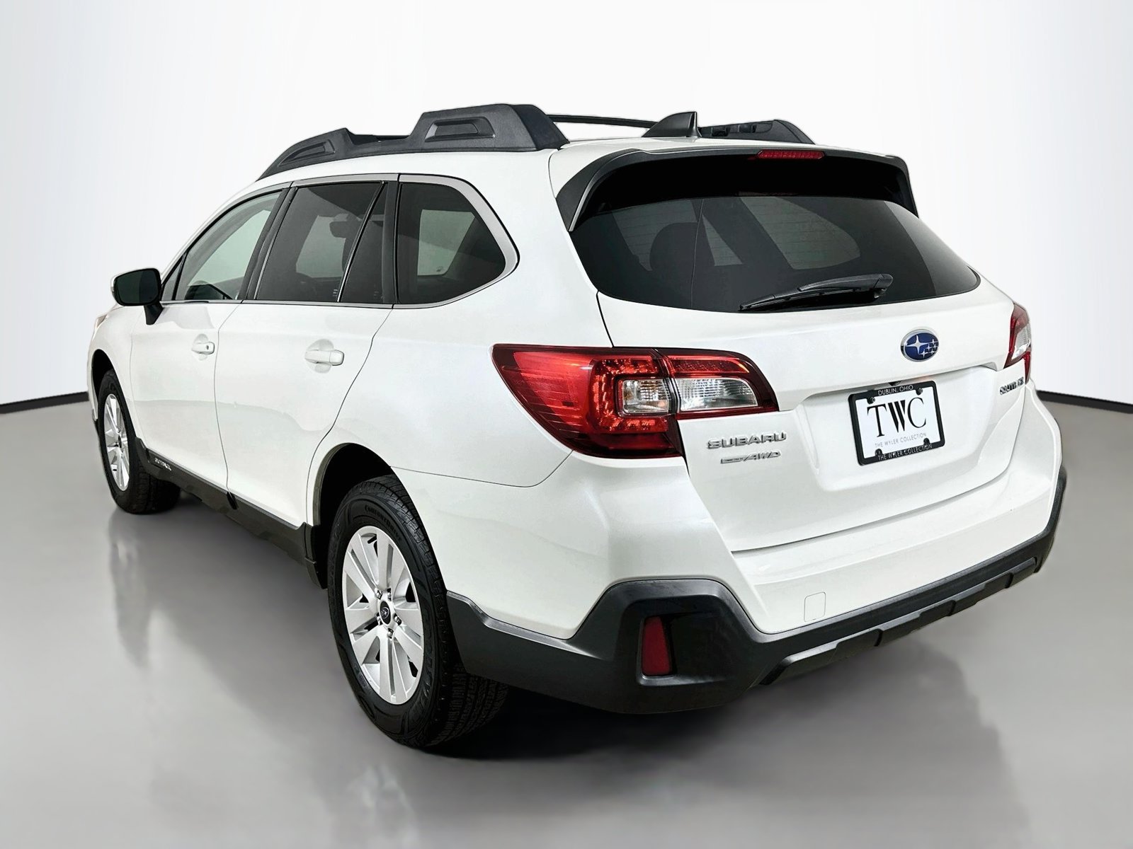 Used 2018 Subaru Outback 2.5i Premium AWD/4WD image 7