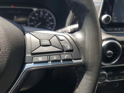 Certified 2023 Nissan Sentra SR w/ Midnight Edition Package image 18