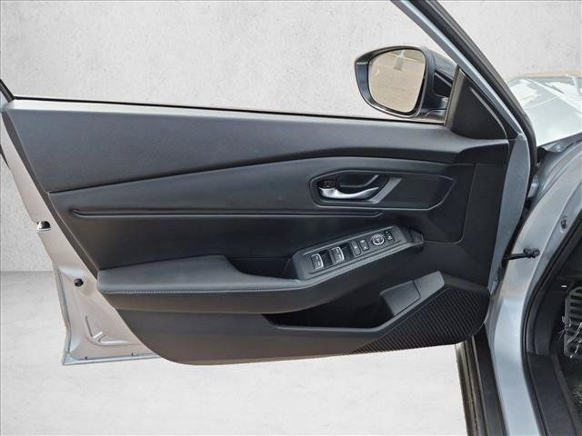 Used 2025 Honda Accord Sport image 9