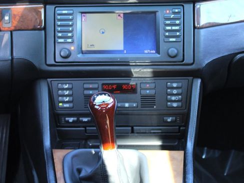 Used 2001 BMW M5 image 17