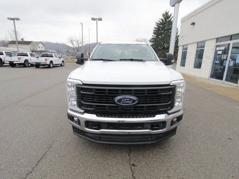 New 2025 Ford F350 XL w/ FX4 Off-Road Package image 3