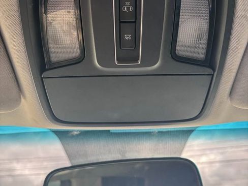 Used 2017 Kia Sorento L image 19