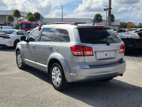 Used 2016 Dodge Journey SE w/ Flexible Seating Group image 6
