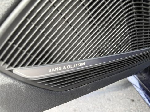 Used 2022 Audi A4 2.0T Premium Plus w/ Premium Plus Package image 24