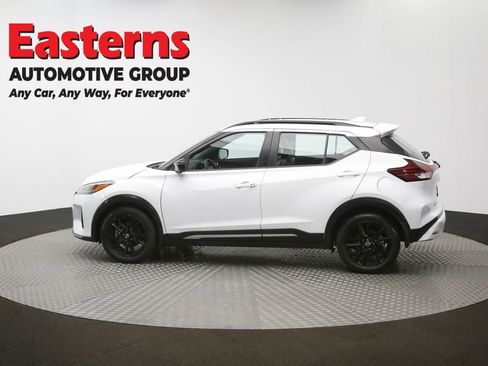 Used 2023 Nissan Kicks SR w/ SR Premium Package FWD image 62
