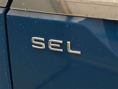 New 2025 Volkswagen Atlas SEL image 12