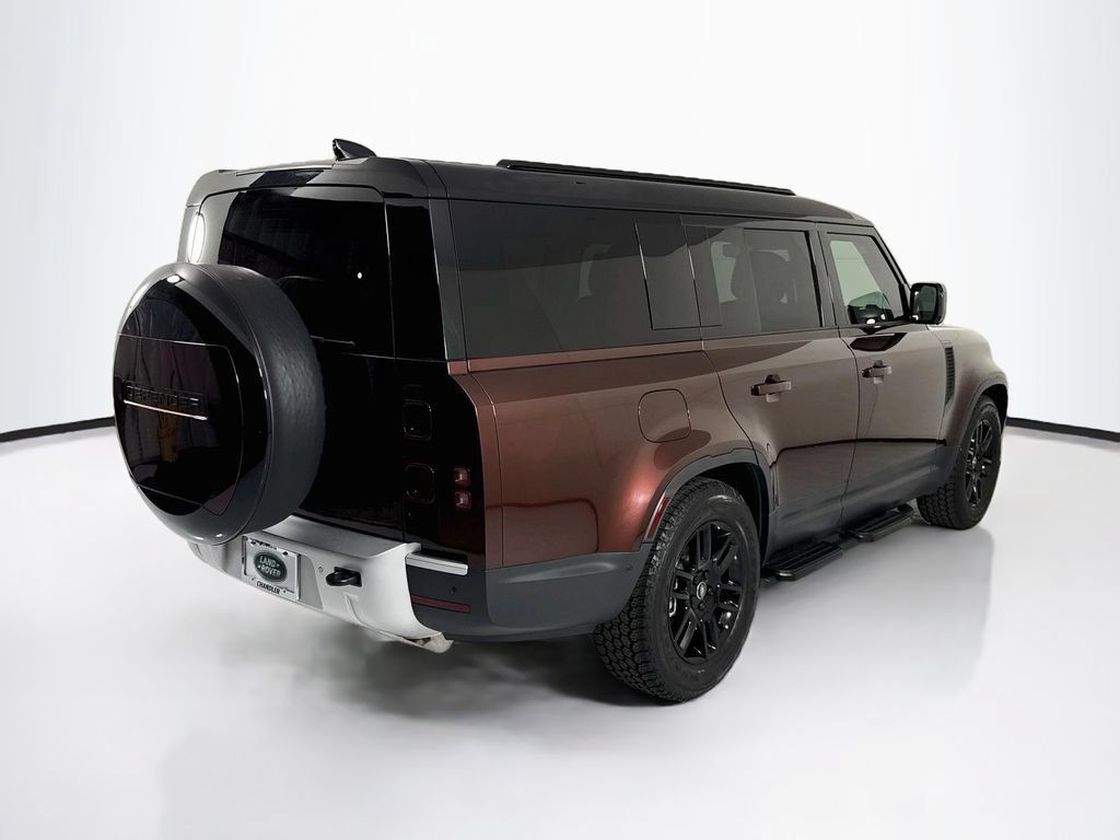 Used 2025 Land Rover Defender 130 S AWD/4WD image 5