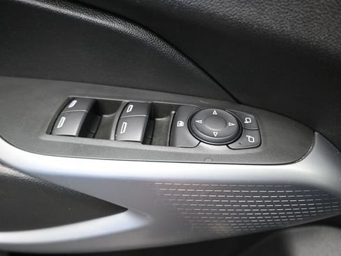 Used 2024 Chevrolet Trax RS w/ Driver Confidence Package FWD image 15