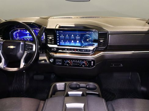 Used 2024 Chevrolet Silverado 2500 LT image 21