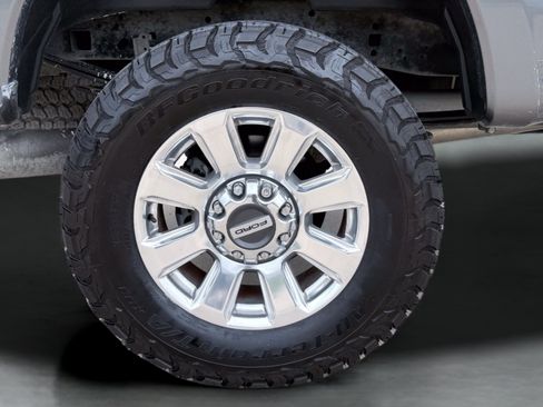 Used 2022 Ford F250 Platinum AWD/4WD image 13