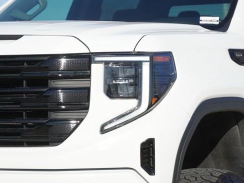 Used 2024 GMC Sierra 1500 Elevation w/ X31 Off-Road Package image 4
