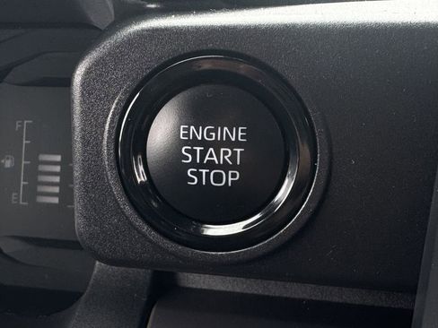 Used 2024 Toyota Tacoma 2WD Double Cab image 19