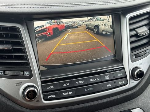 Used 2016 Hyundai Tucson Limited w/ Option Group 03 FWD image 27
