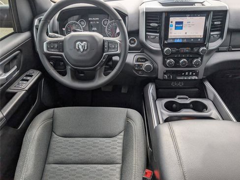 Used 2025 RAM 1500 Big Horn image 25