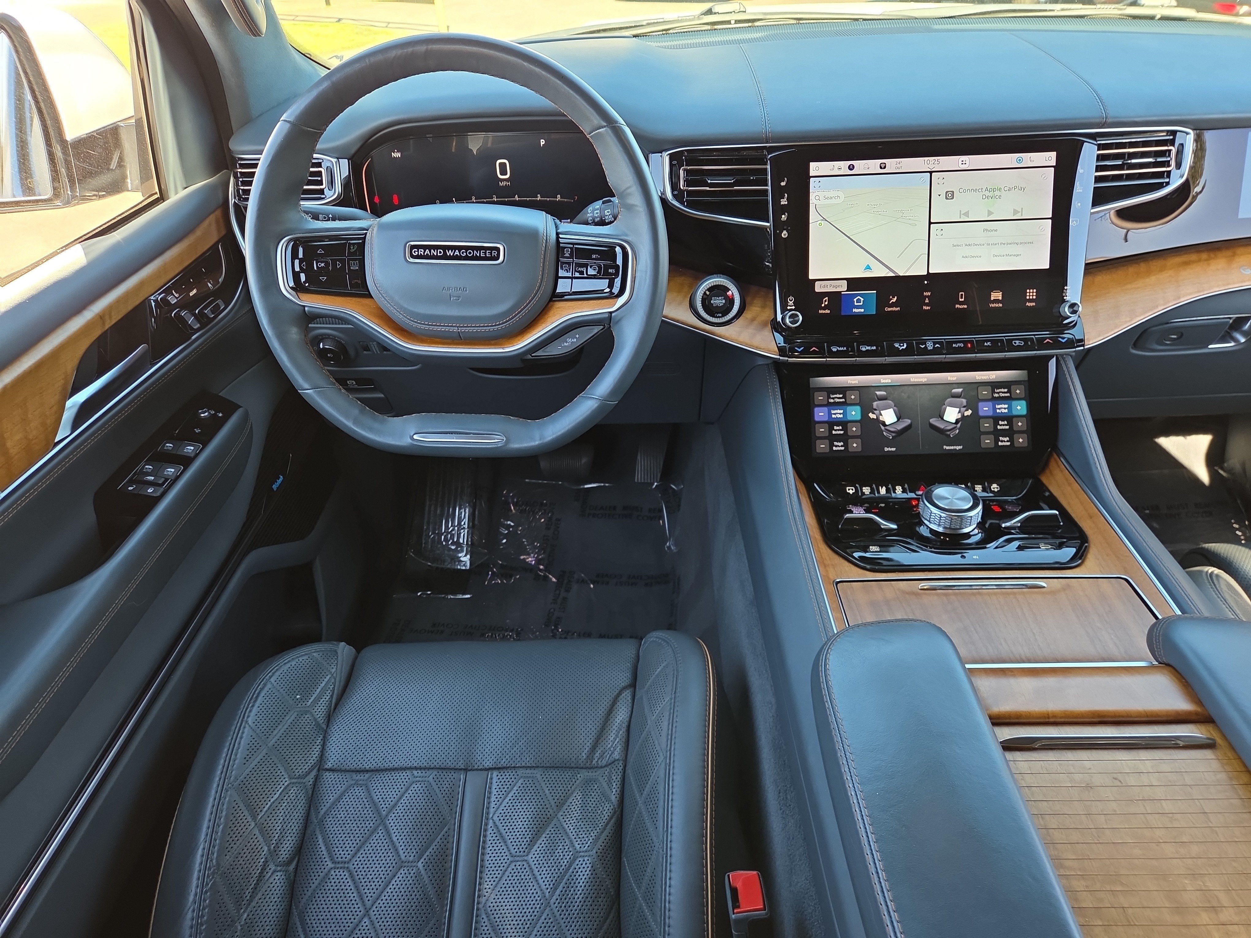 Used 2022 Jeep Grand Wagoneer Series III AWD/4WD image 15
