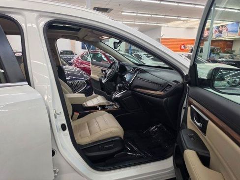 Used 2022 Honda CR-V Touring image 36